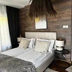Valmont Luxury *