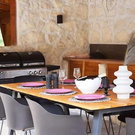 Valmont Luxury Villa Glozhene