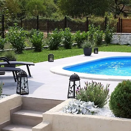 Valmont Luxury *