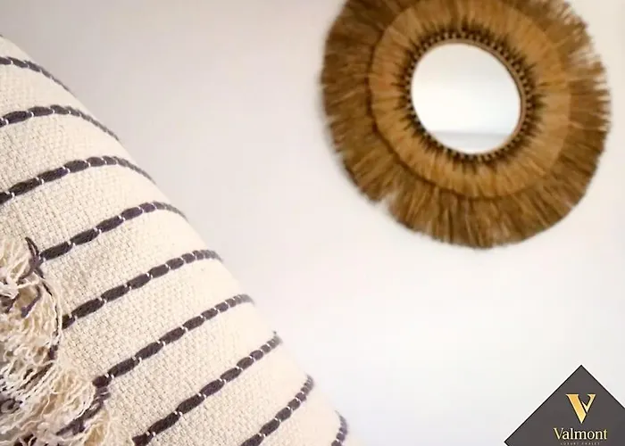 Вилла Valmont Luxury *