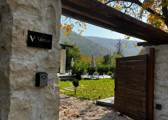 Вилла Valmont Luxury *