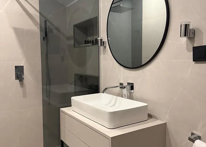 Valmont Luxury Glozhene