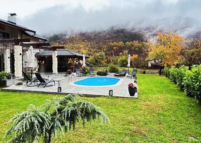 Вилла Valmont Luxury *